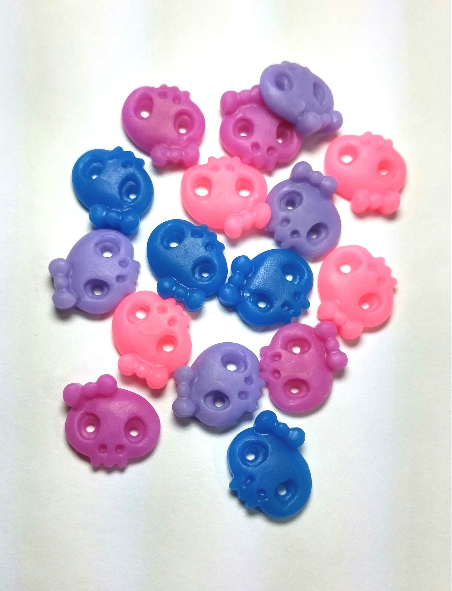16 Acrylic Girly Girl Skulls-#1