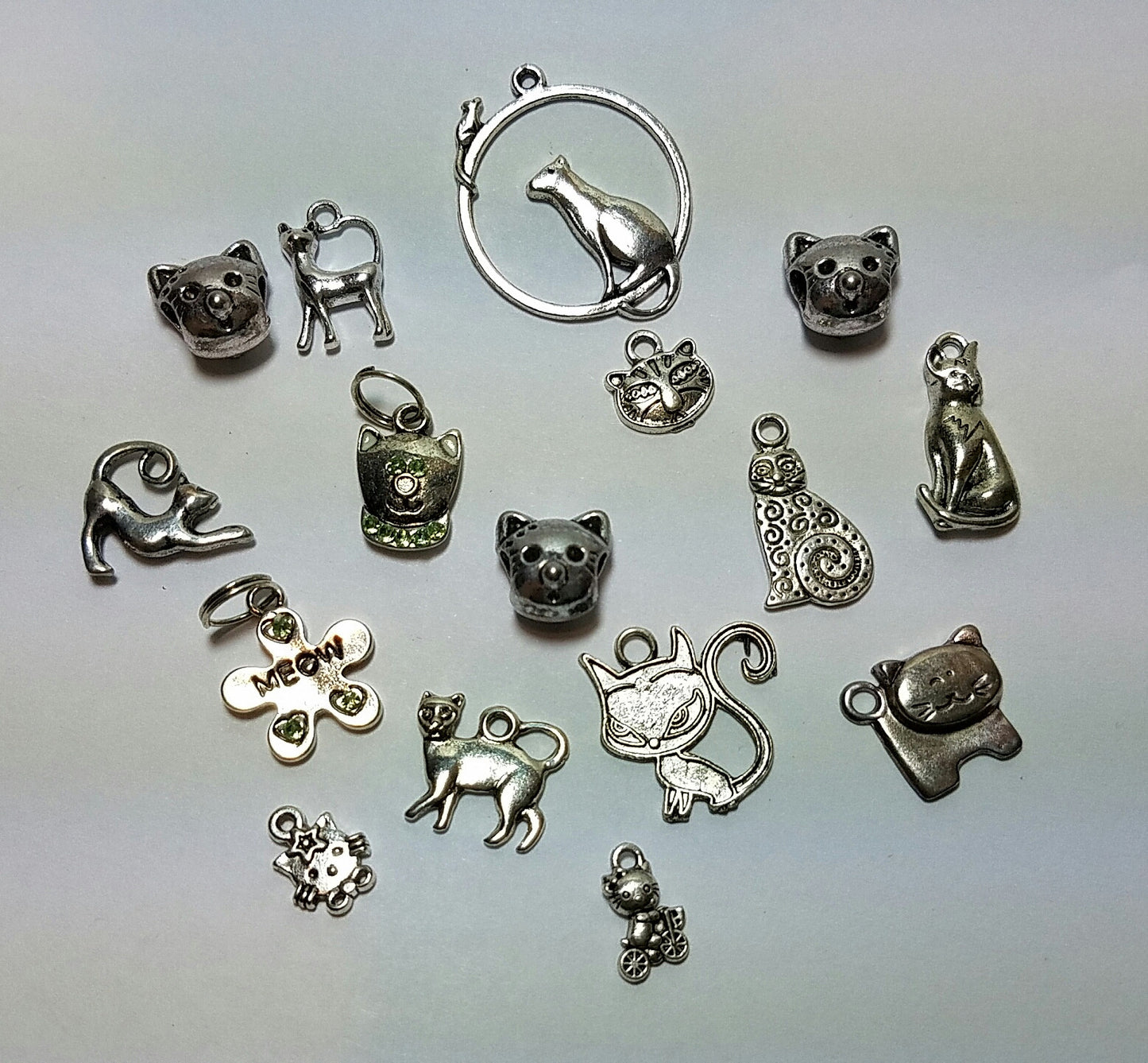 16 Cat Lovers Charms