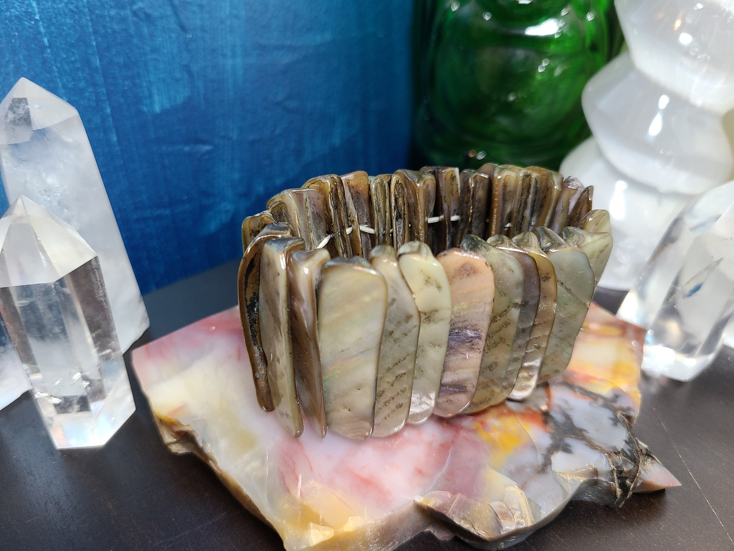 Black Lip Shell Chunky Stunner Bracelet