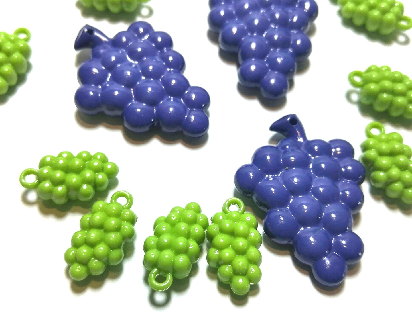 15 Vintage German Acrylic Grape Charms