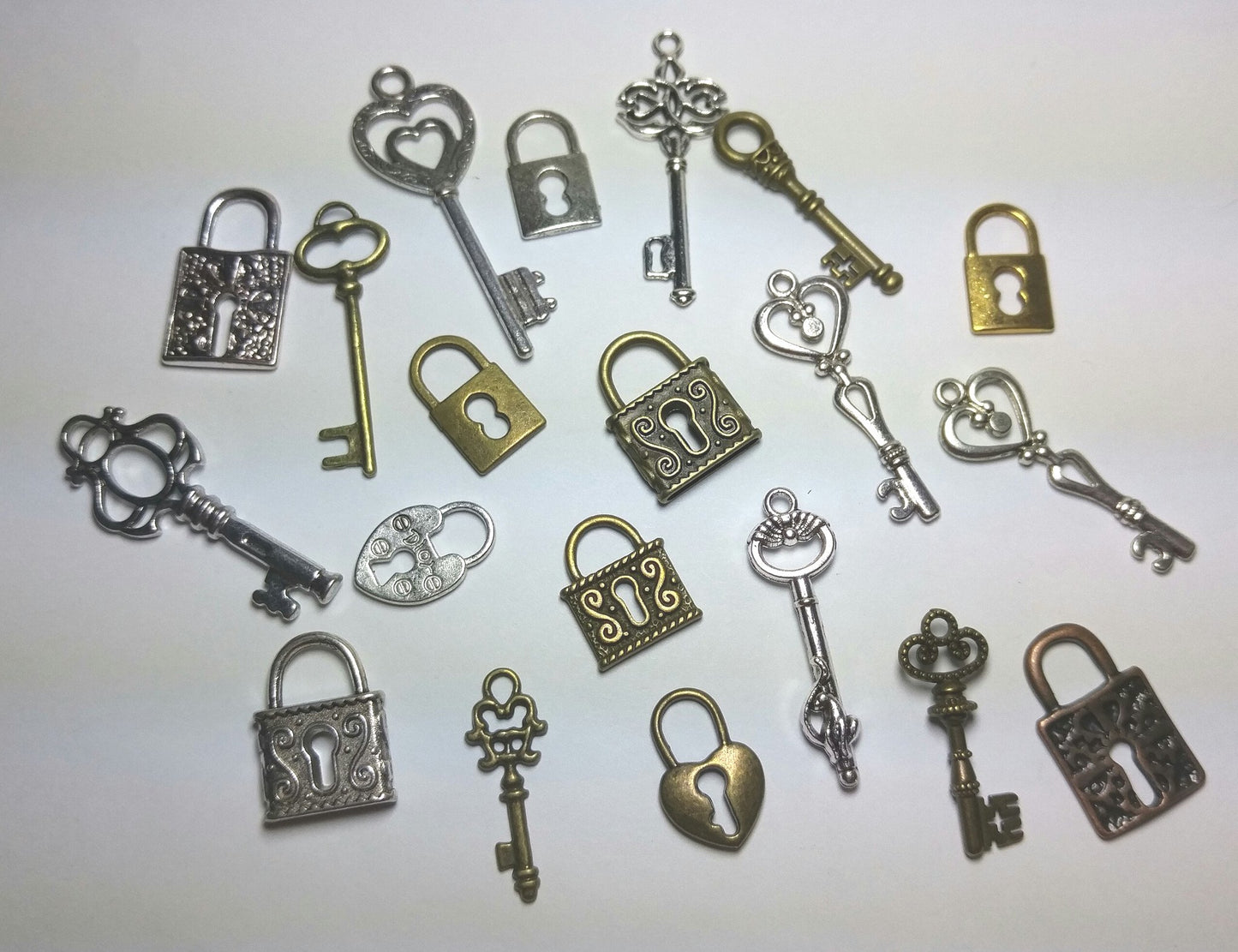 20 Lock & Key Mix