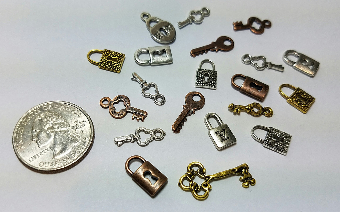 20 TINY Lock & Key Mix