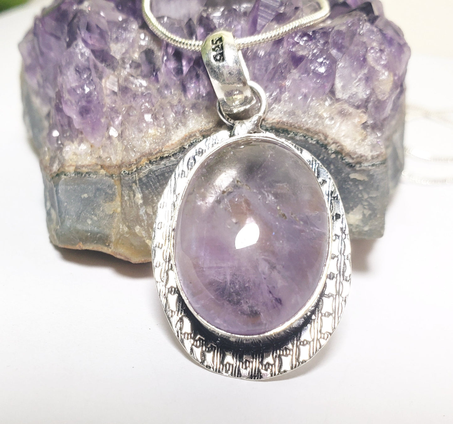 Amethyst cabochon pendant