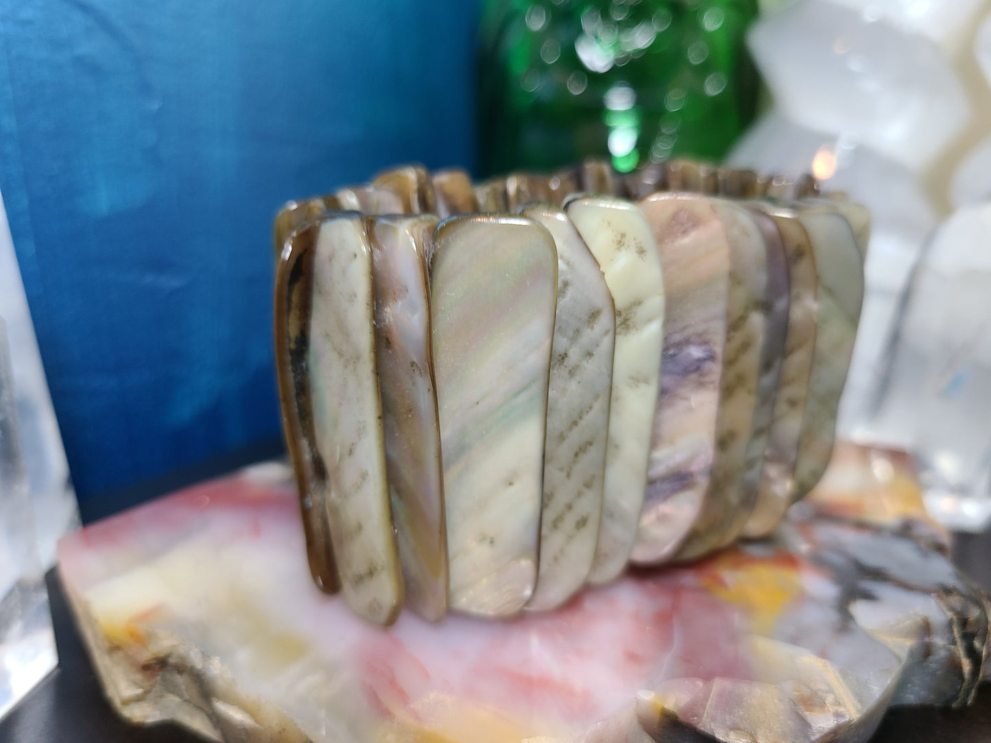 Black Lip Shell Chunky Stunner Bracelet