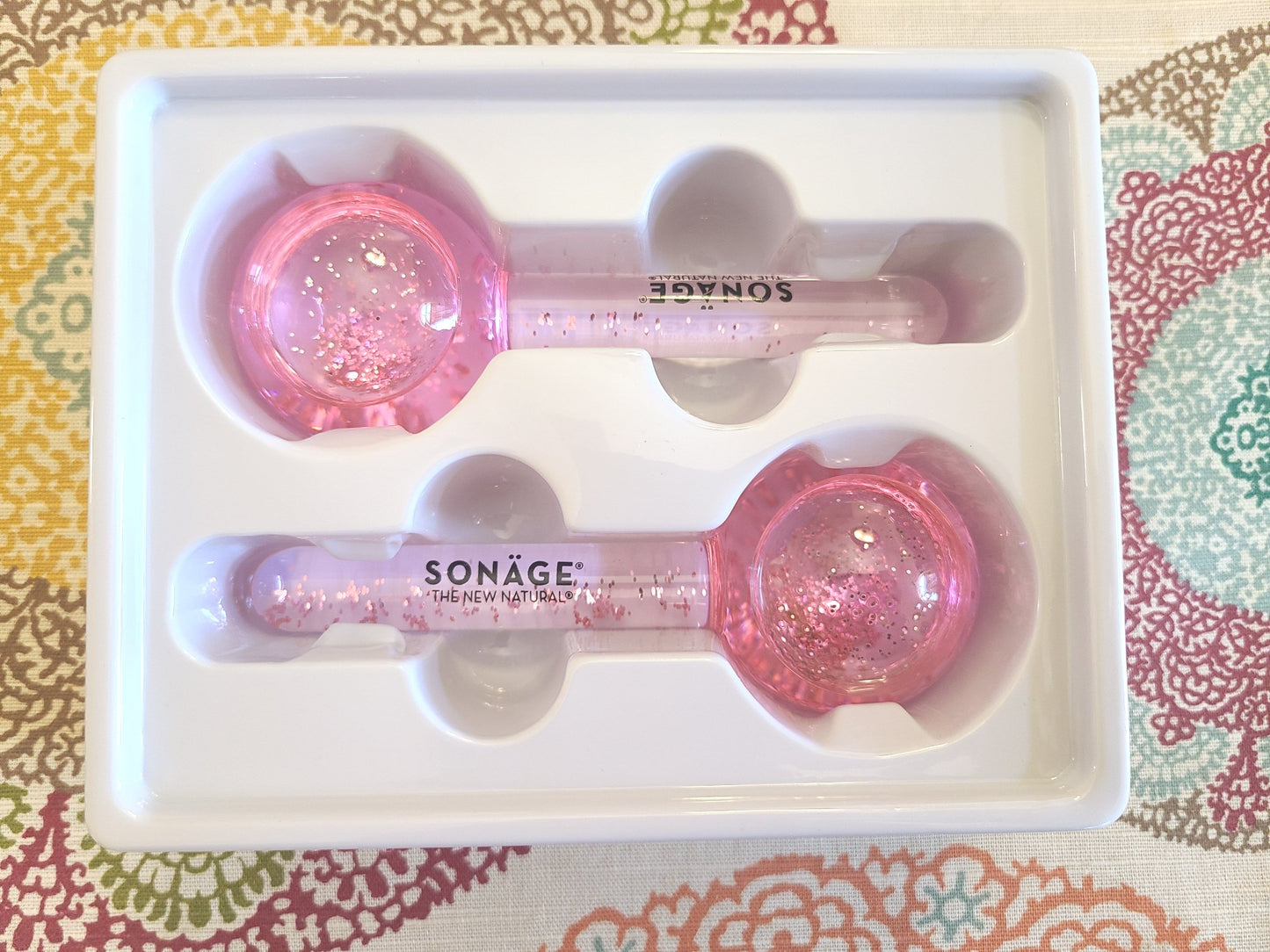 Sonäge-Frioz Icy Globes Facial Massage