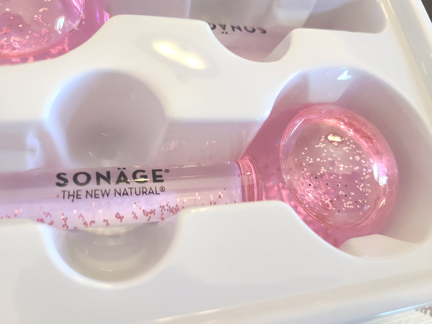 Sonäge-Frioz Icy Globes Facial Massage